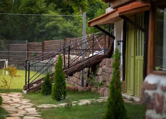 Къща за гости Garden *