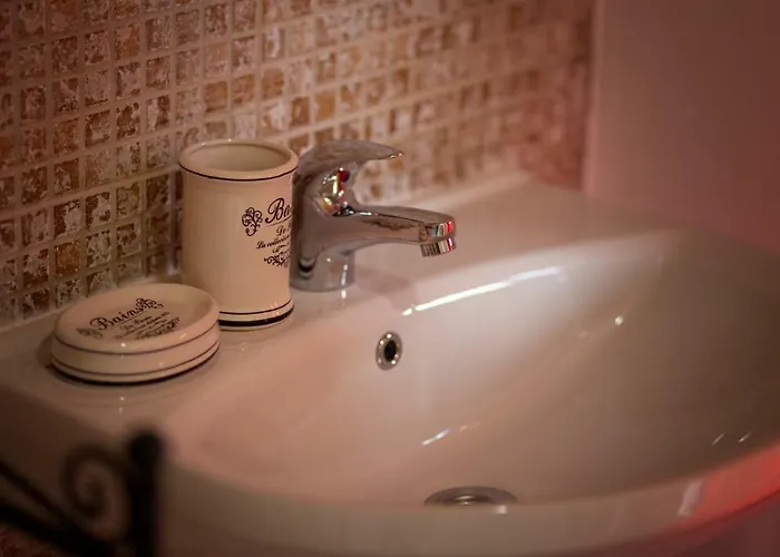 Къща за гости Garden