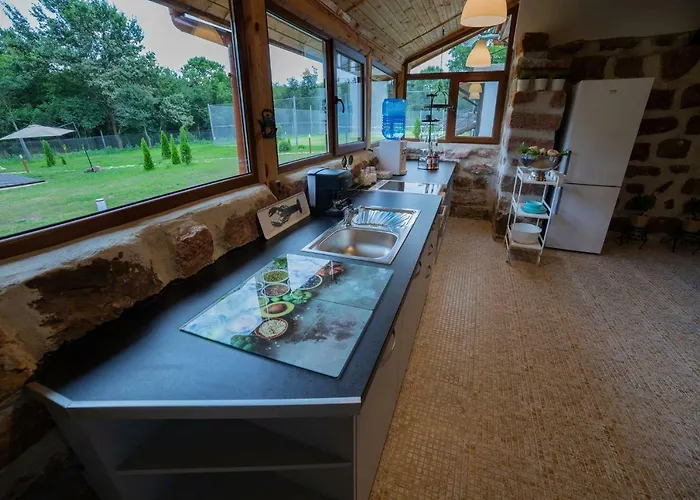 Garden Къща за гости